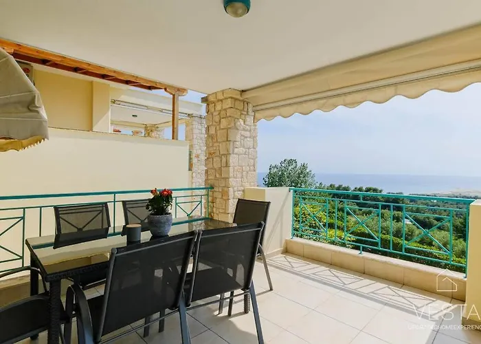 Momento 3-bdrm With Shared Pool, Poseidi *