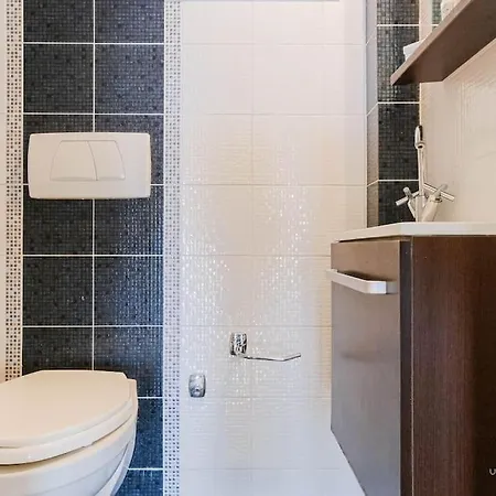 شقة Momento 3-bdrm With Shared Pool, Poseidi *