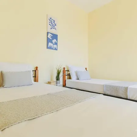 Momento 3-bdrm With Shared Pool, Poseidi